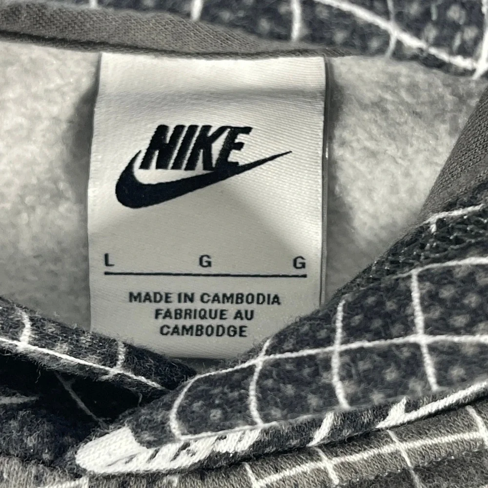 Nike Kids Large Black White Graphic Grid Pullover Hoodie‎
